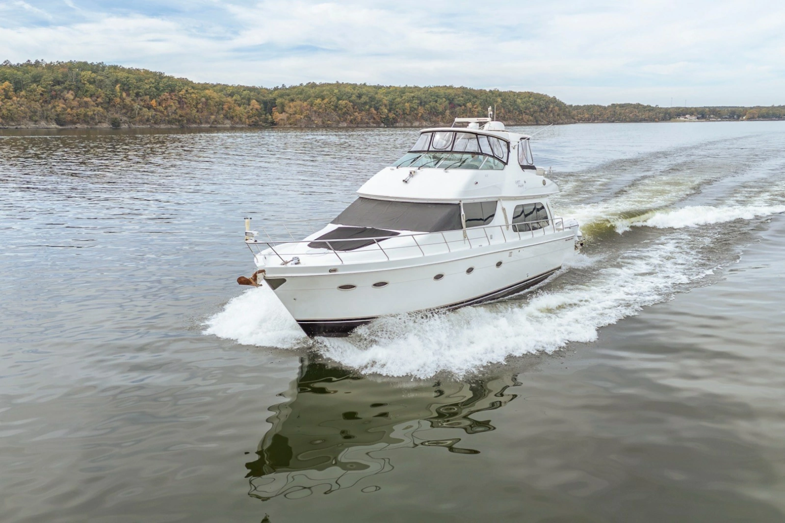 2006 Carver 56 Voyager