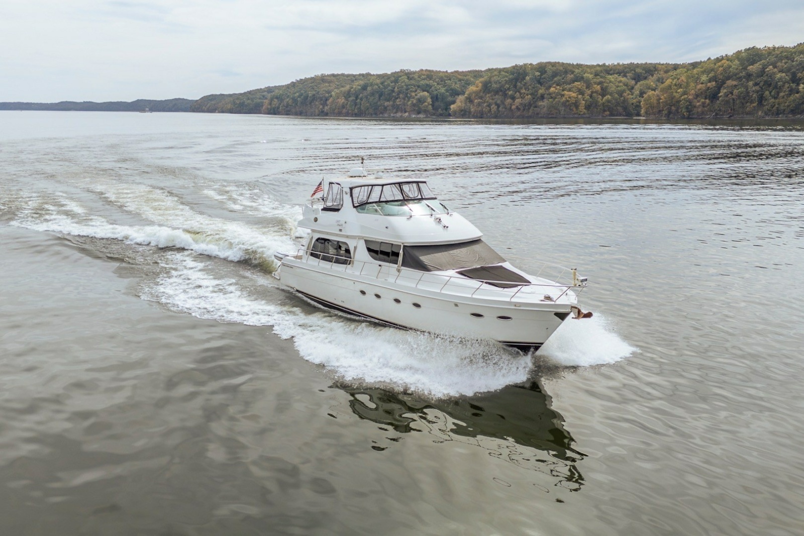 2006 Carver 56 Voyager