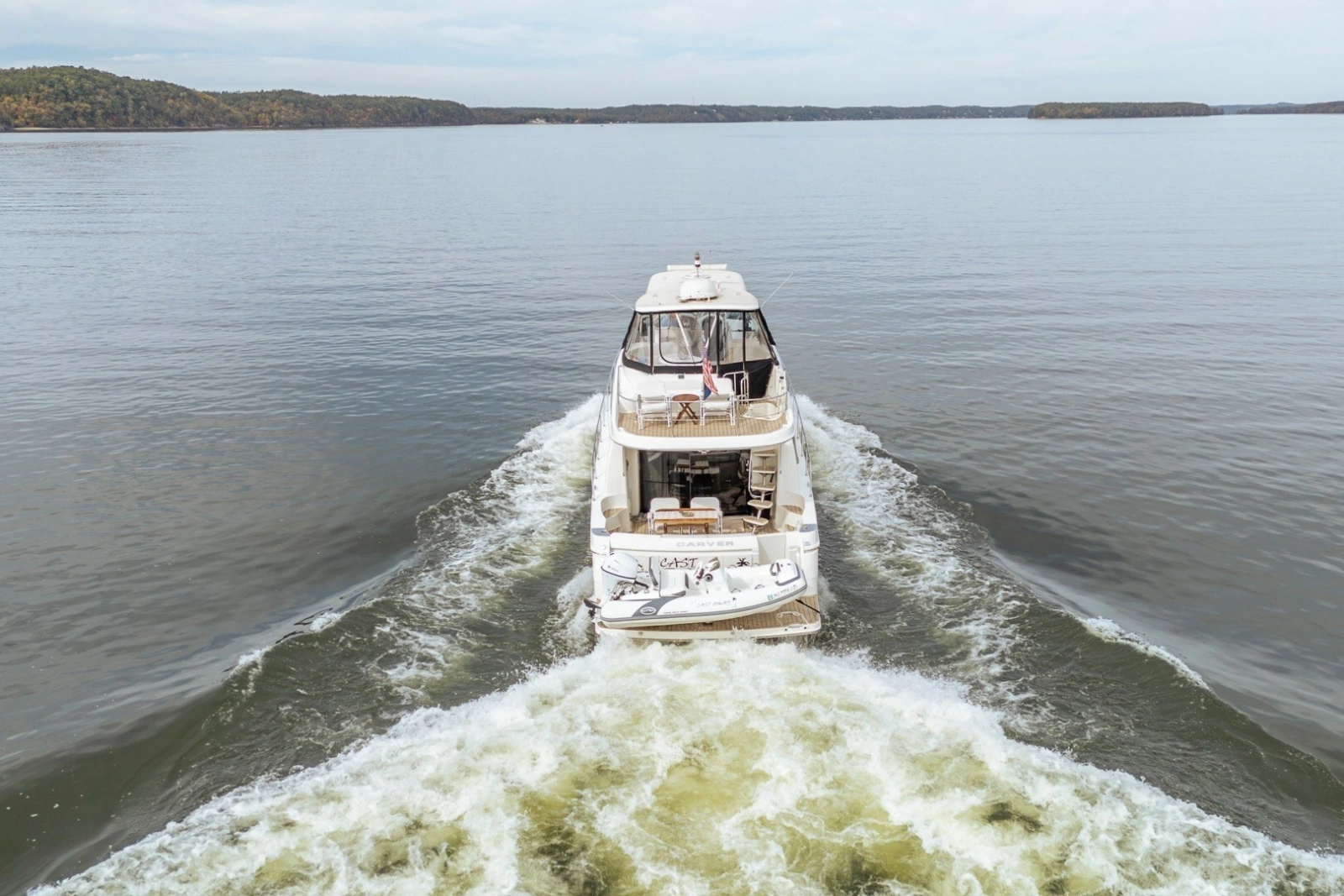 2006 Carver 56 Voyager