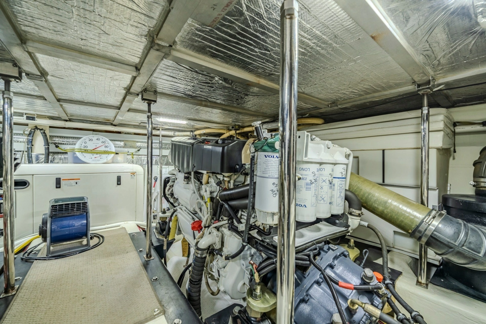 2006 Carver 56 Voyager