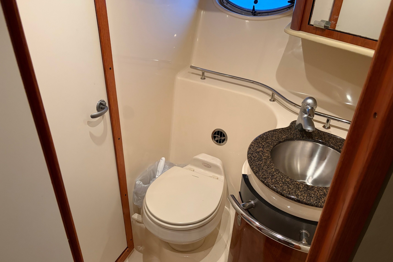 2006 Sea Ray 40 Sundancer