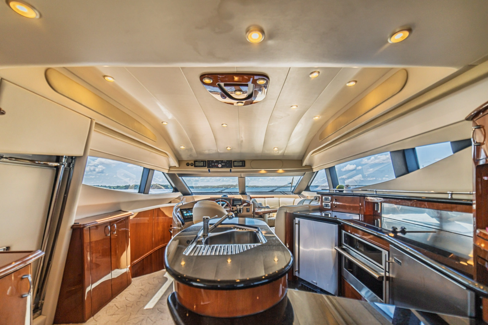 2004 Marquis 59