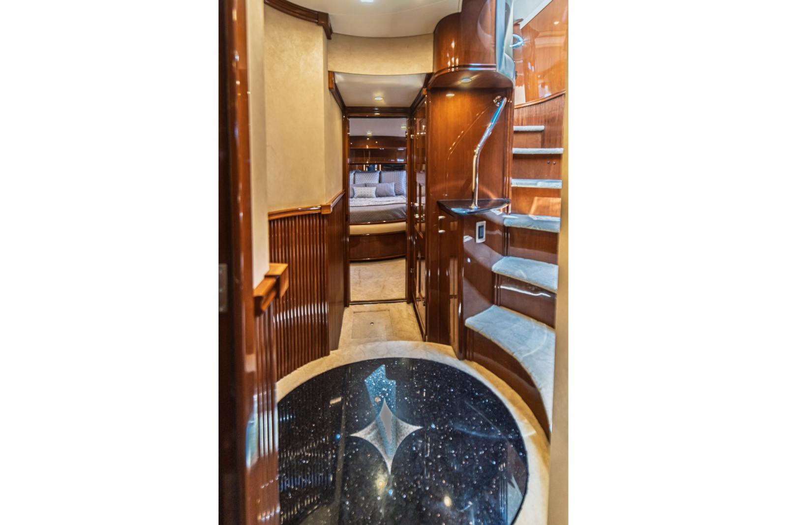 2004 Marquis 59 — Dare To Dream