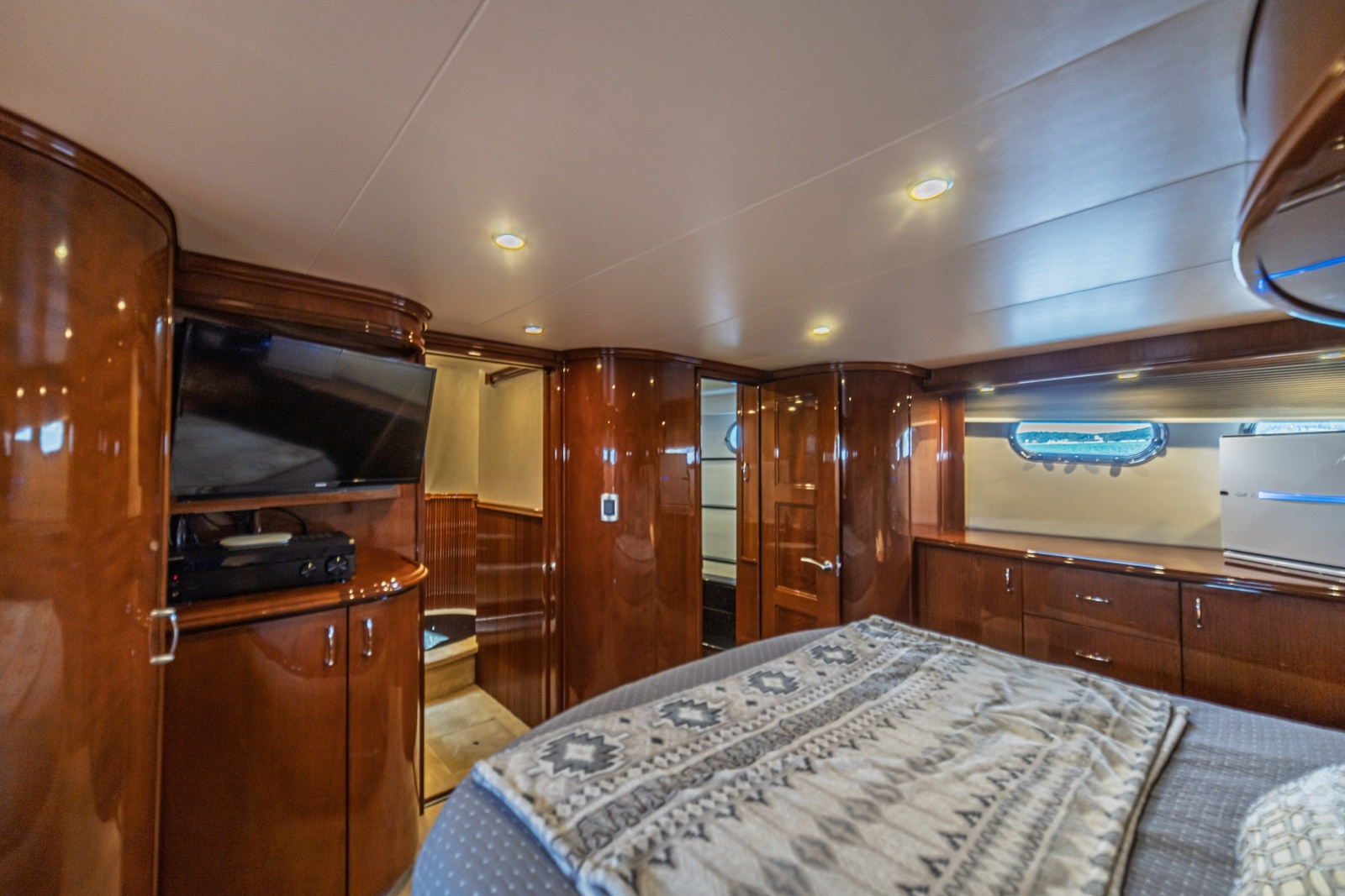 2004 Marquis 59 — Dare To Dream