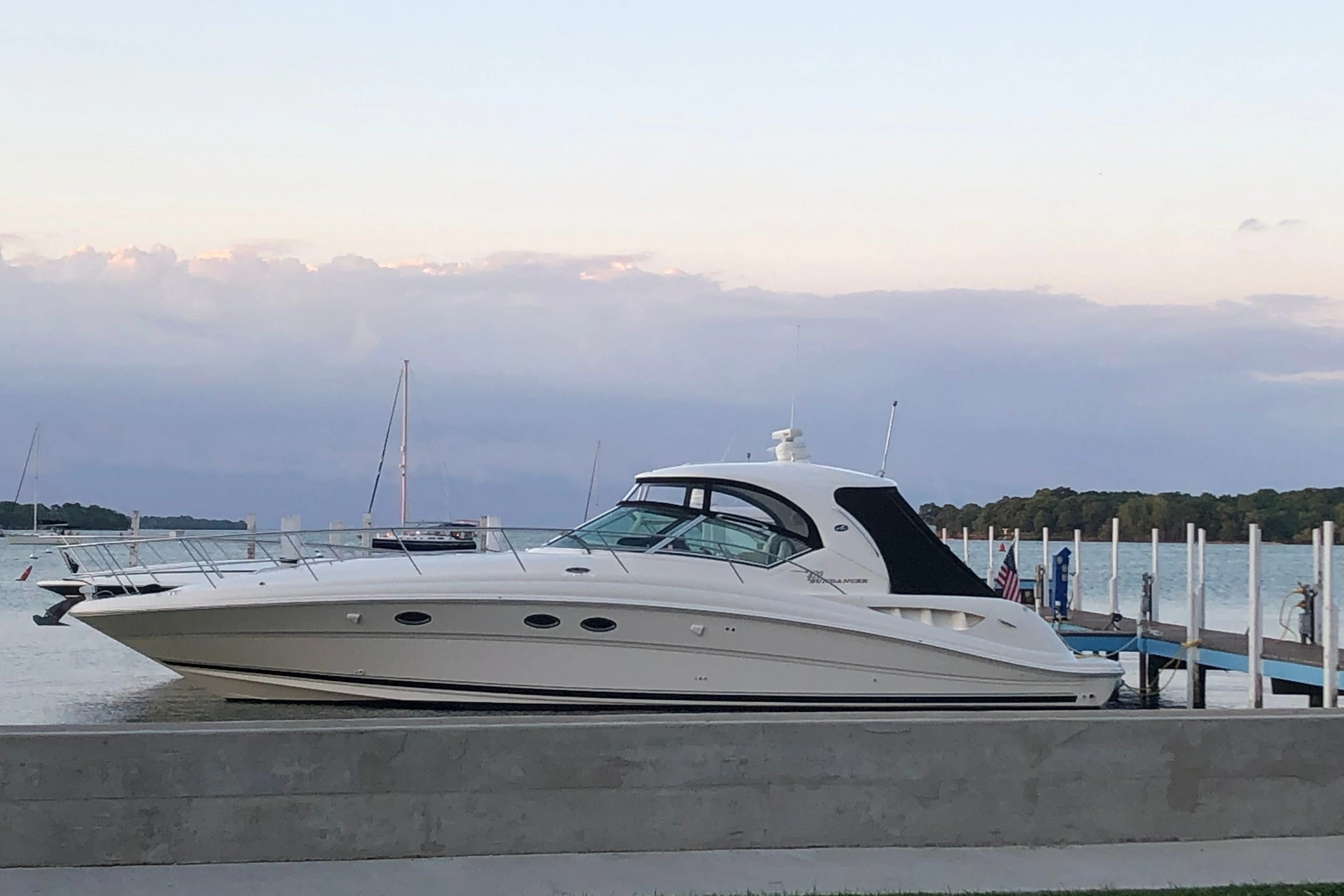 2004 Sea Ray 420 Sundancer