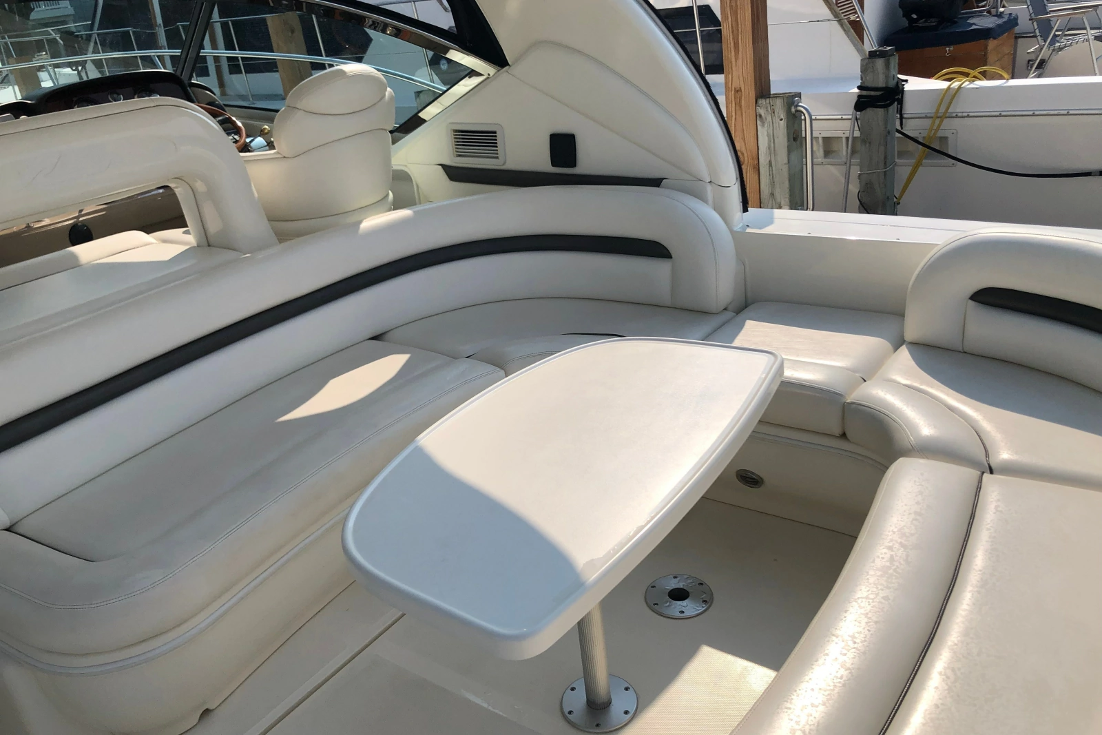 2004 Sea Ray 420 Sundancer