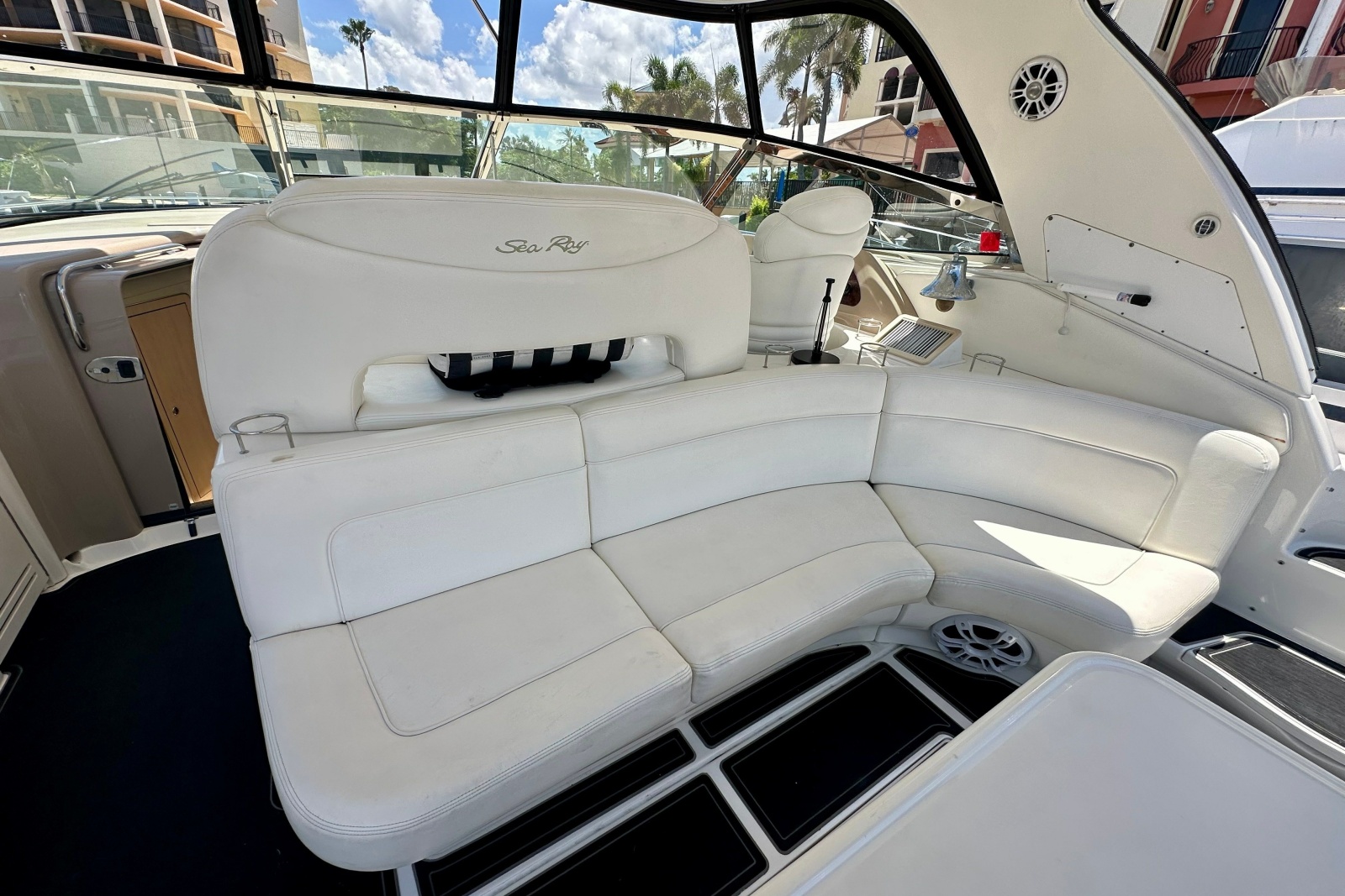 2001 Sea Ray Sundancer 460