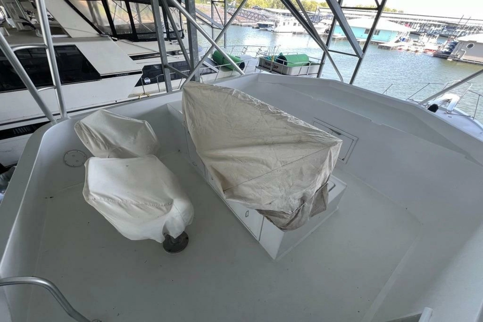 1976 Hatteras 53 Convertible