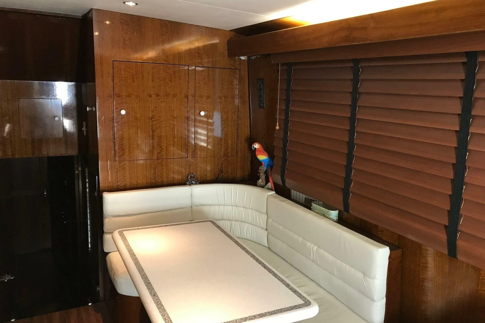 1976 Hatteras 53 Convertible
