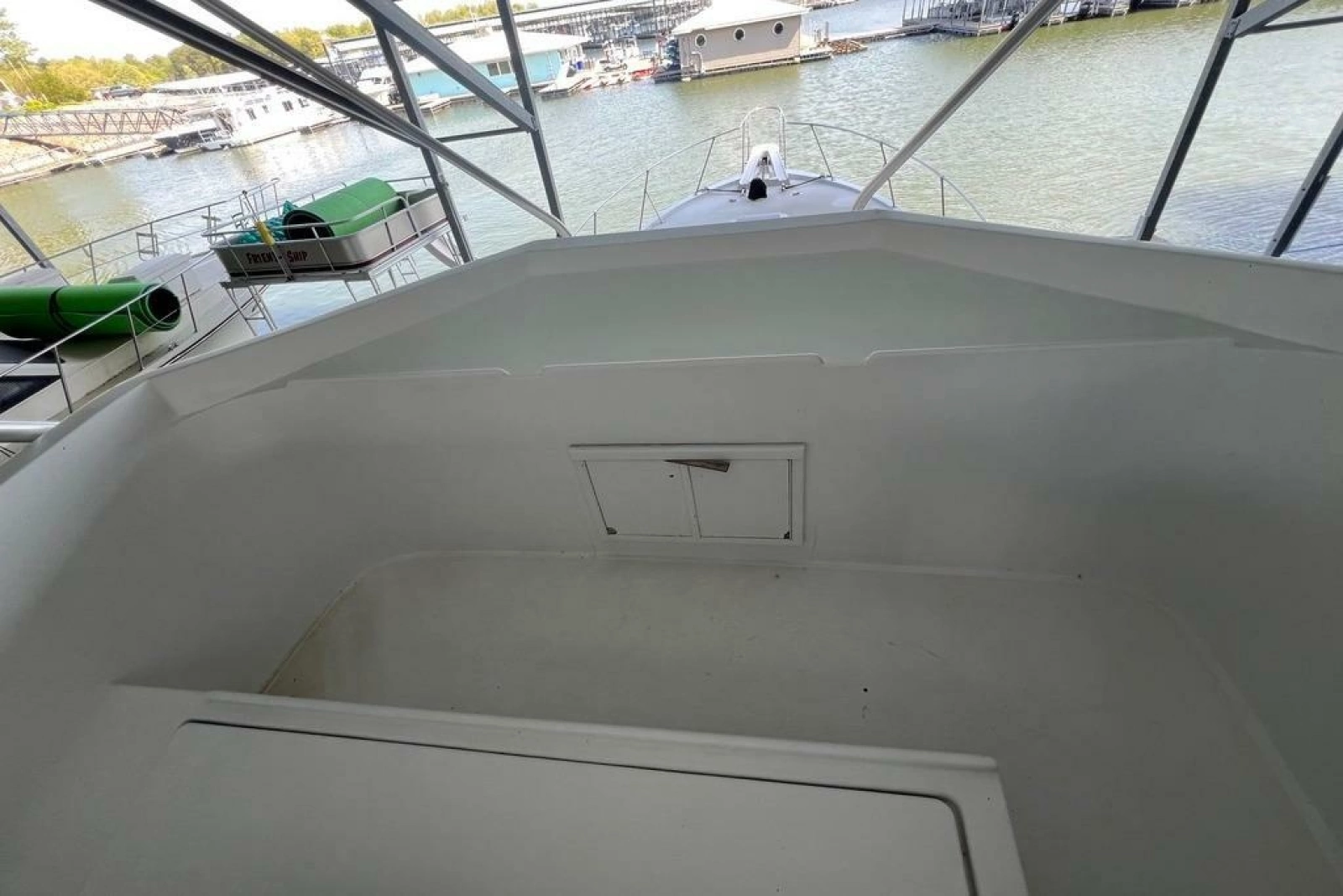 1976 Hatteras 53 Convertible