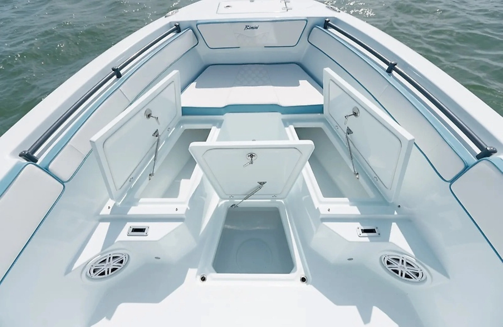 2027 Bimini 23