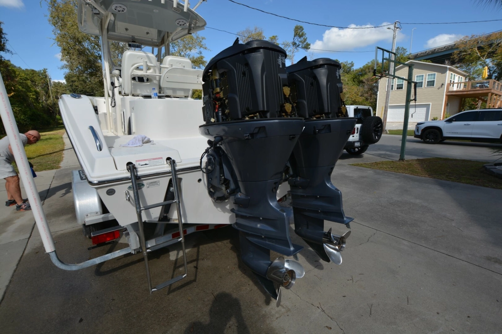 2017 Cobia 261CC