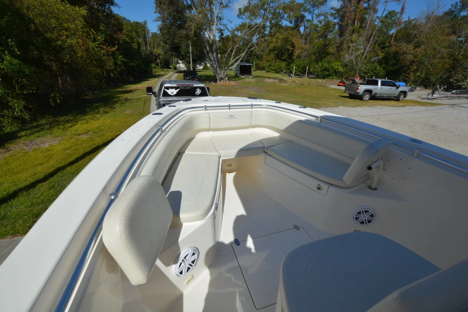 2017 Cobia 261CC