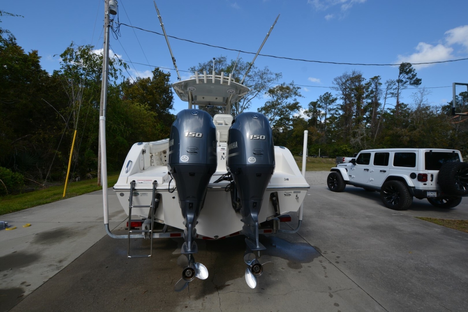 2017 Cobia 261CC — Marker 350