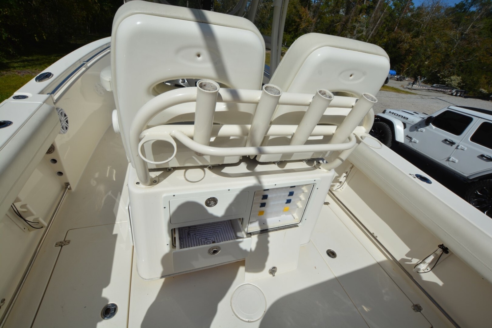 2017 Cobia 261CC — Marker 350