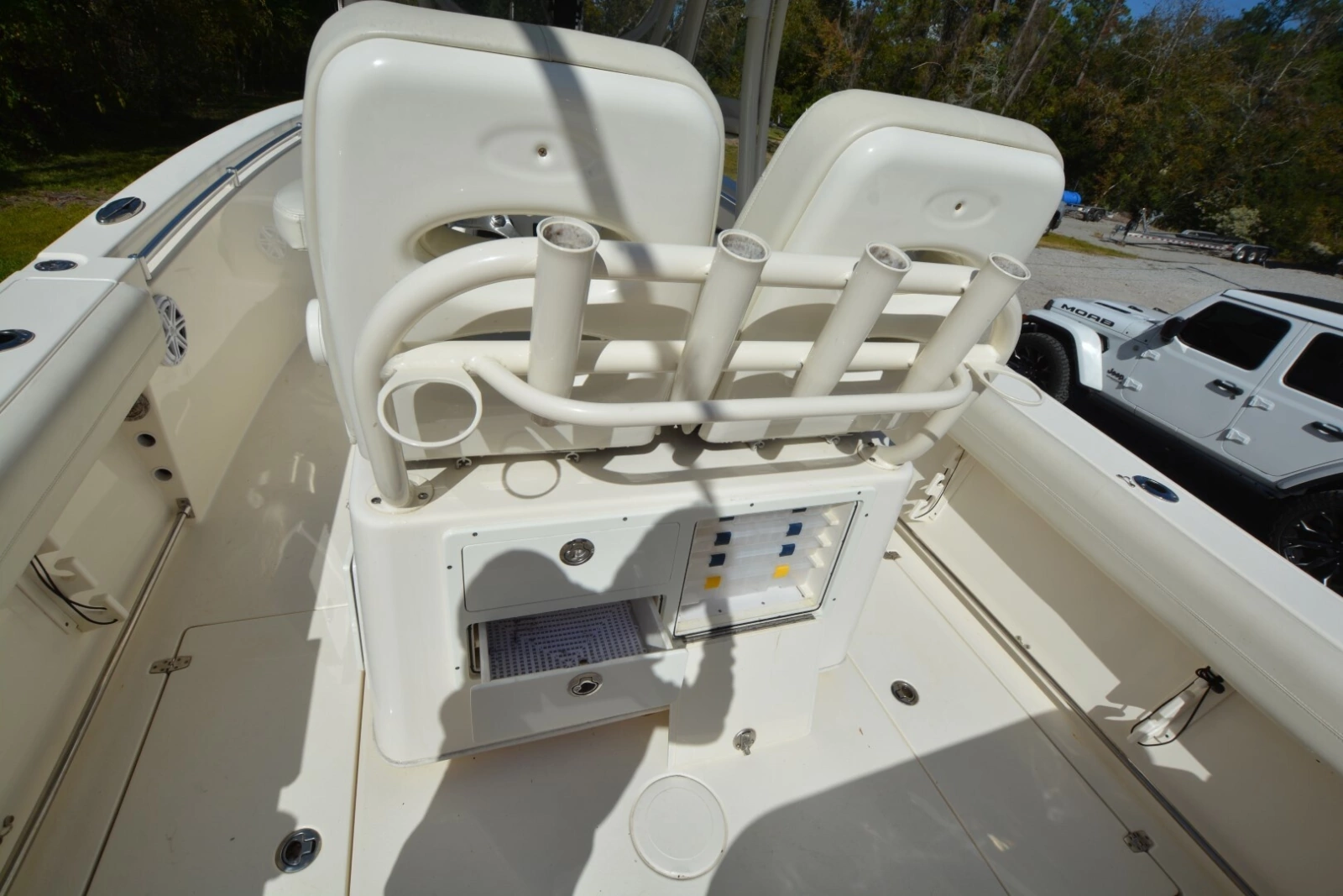 2017 Cobia 261CC