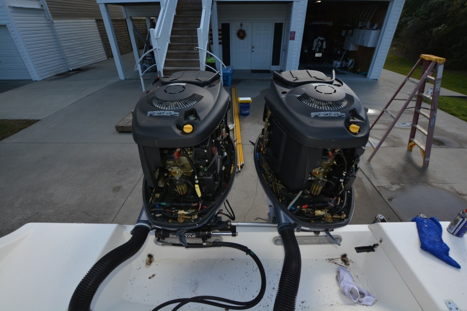 2017 Cobia 261CC — Marker 350