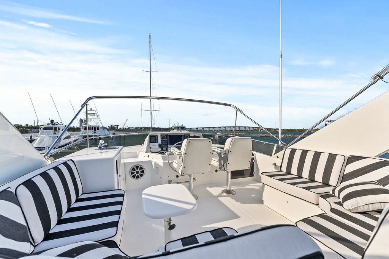 2000 West Bay Sonship 58