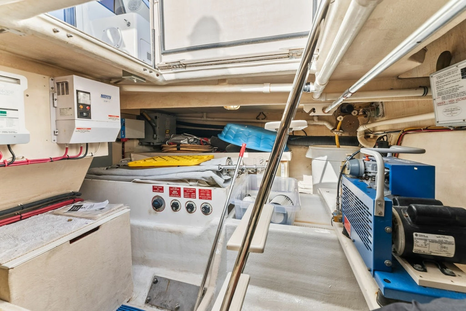 2000 West Bay Sonship 58