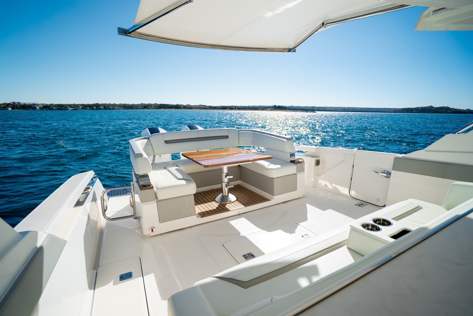 2023 Tiara Yachts 43 LS