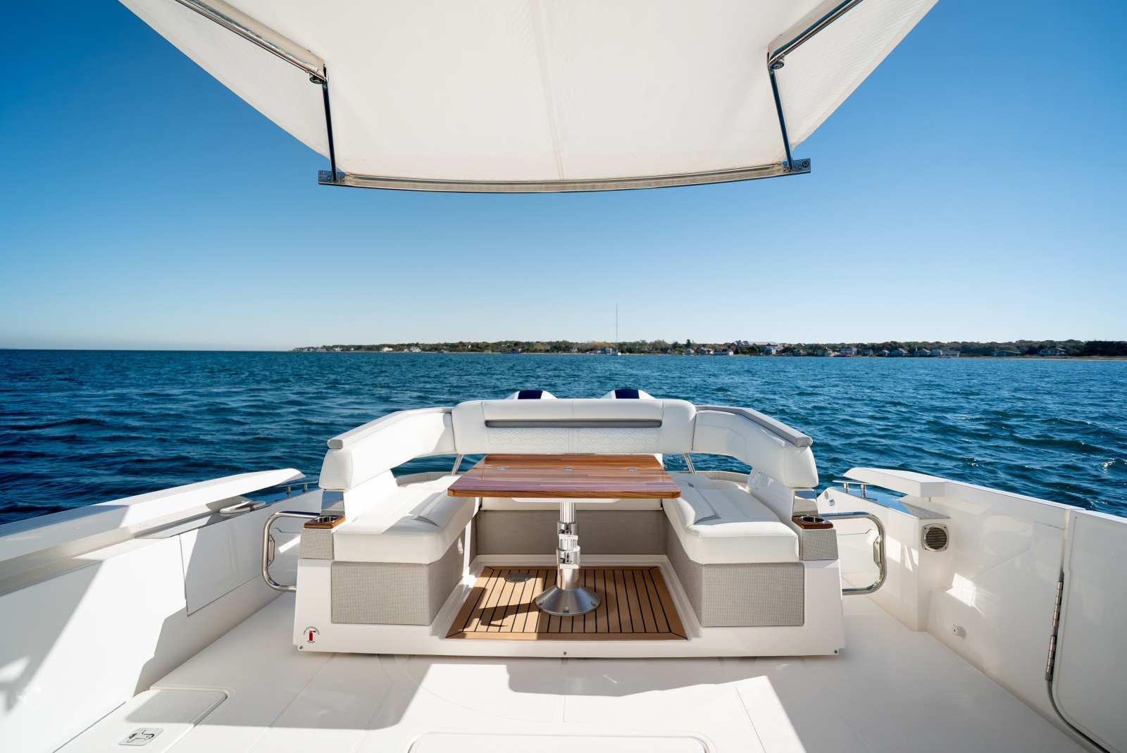 2023 Tiara Yachts 43 LS