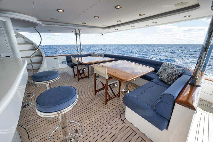 2002 Sovereign Raised Pilothouse