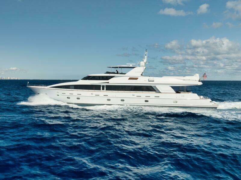 2002 Sovereign Raised Pilothouse