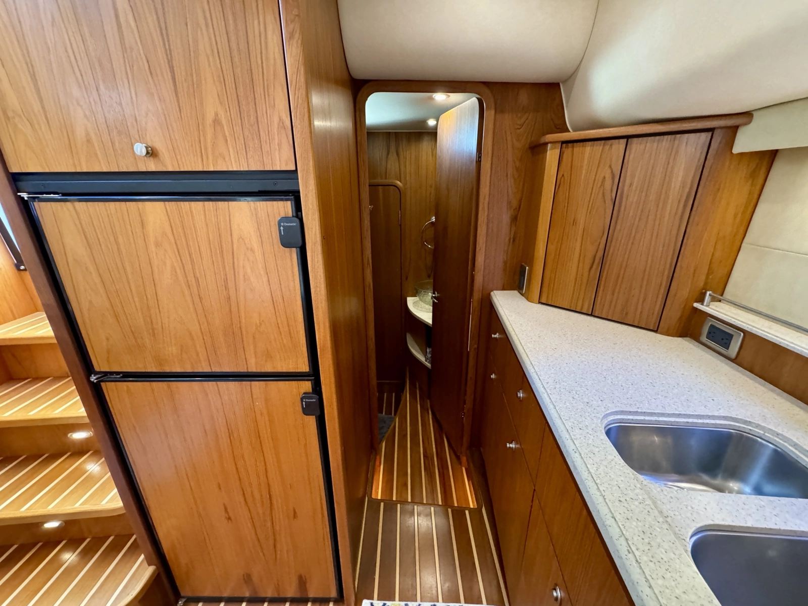 2006 Tiara Yachts 4300 Sovran