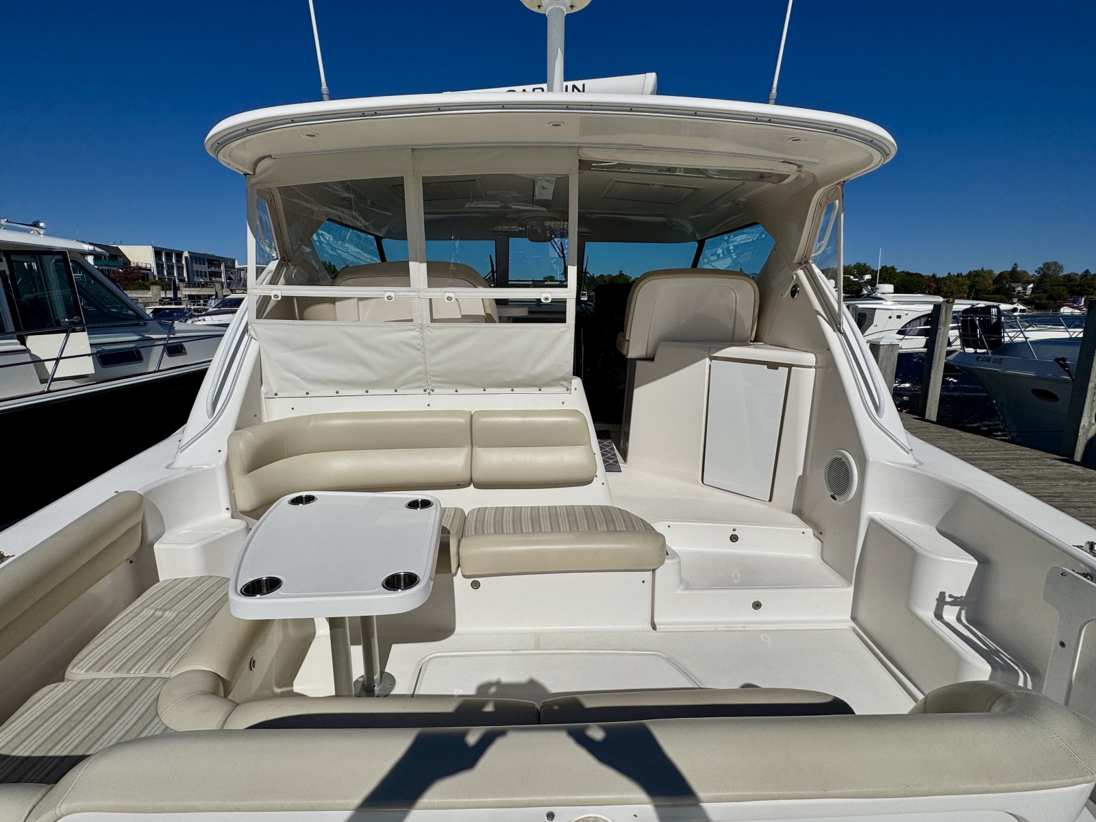 2006 Tiara Yachts 4300 Sovran