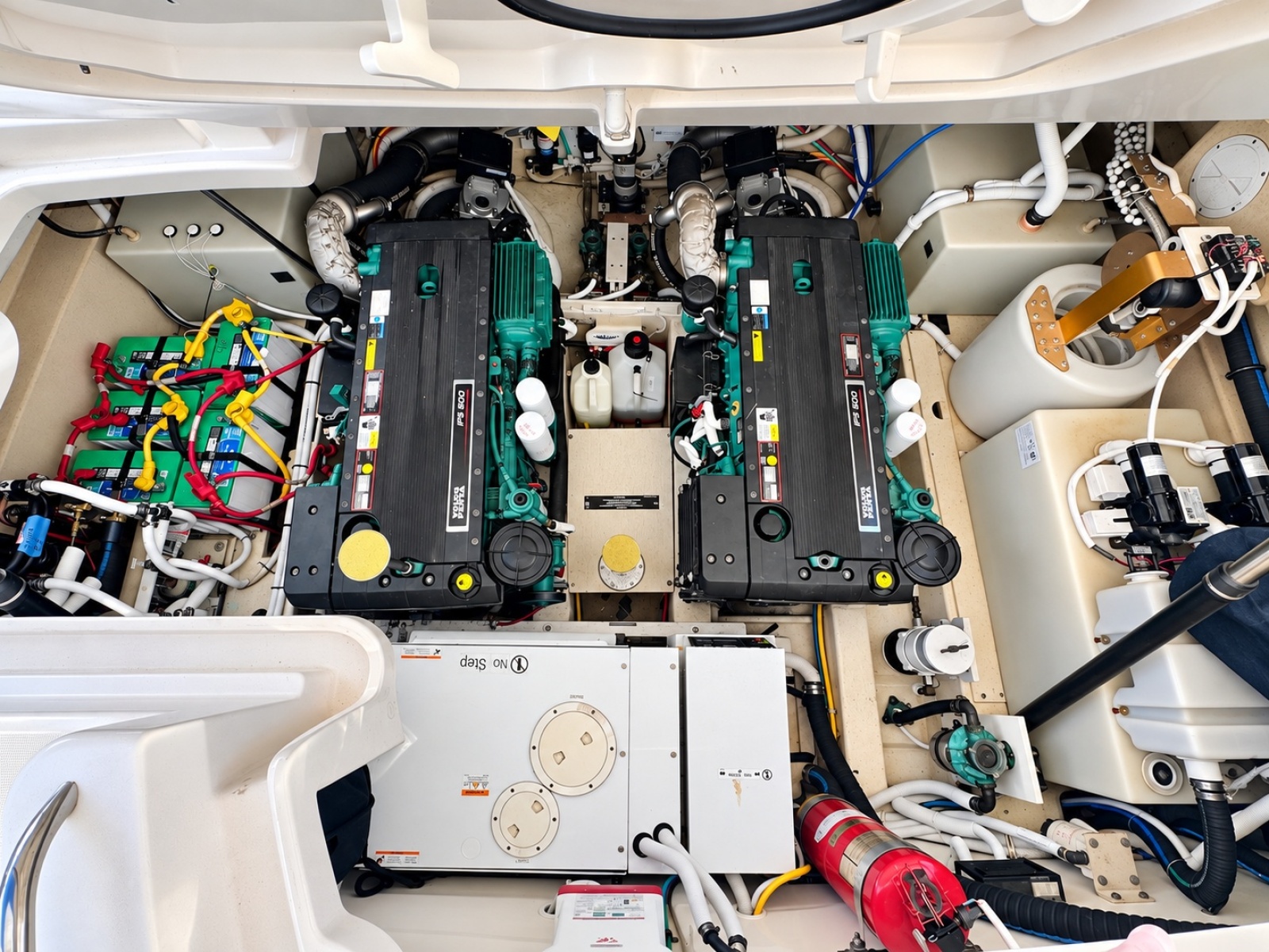2006 Tiara Yachts 4300 Sovran