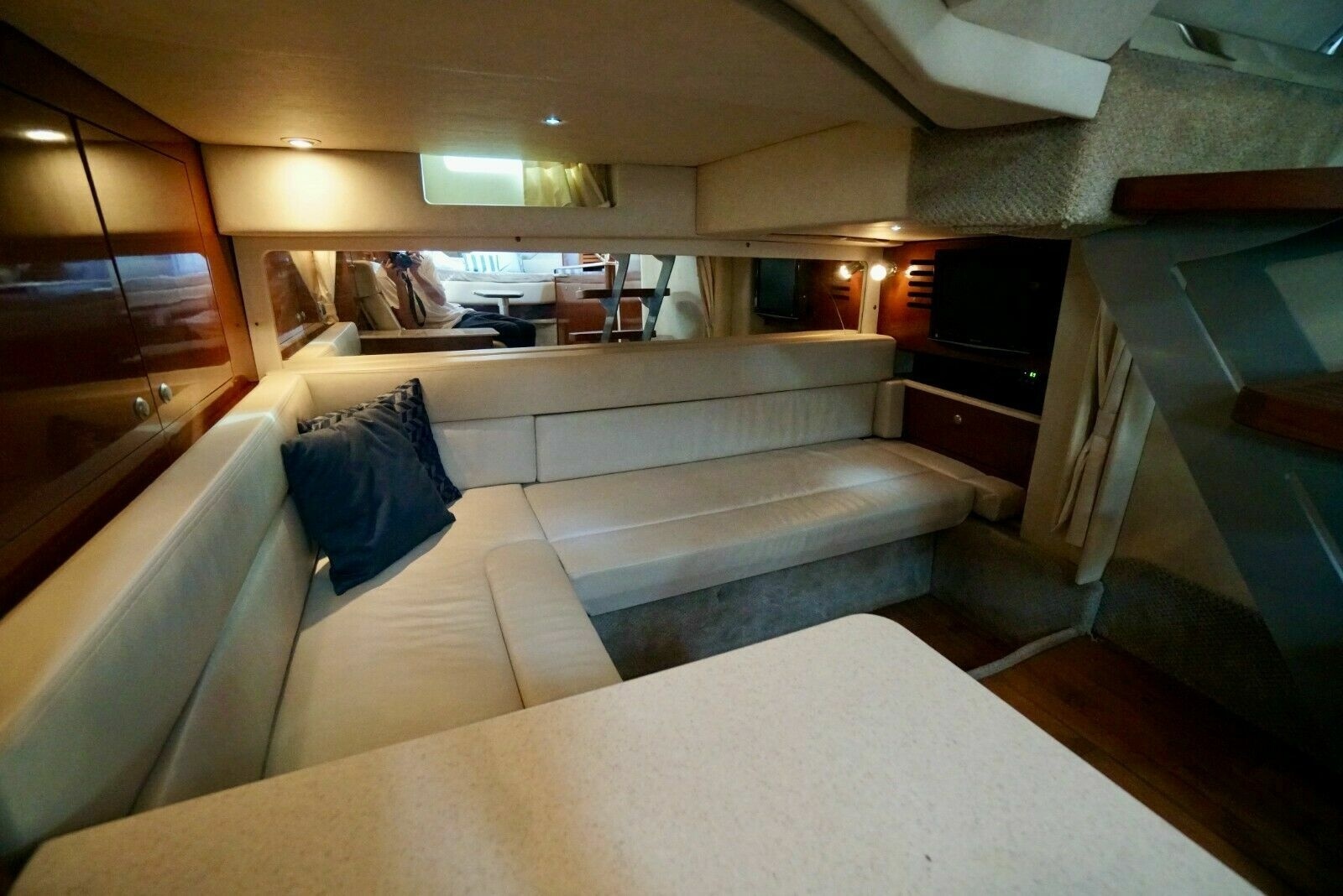 2010 Sea Ray 390 Sundancer — Happy Place