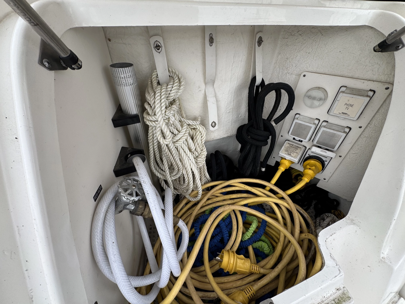 2010 Sea Ray 390 Sundancer
