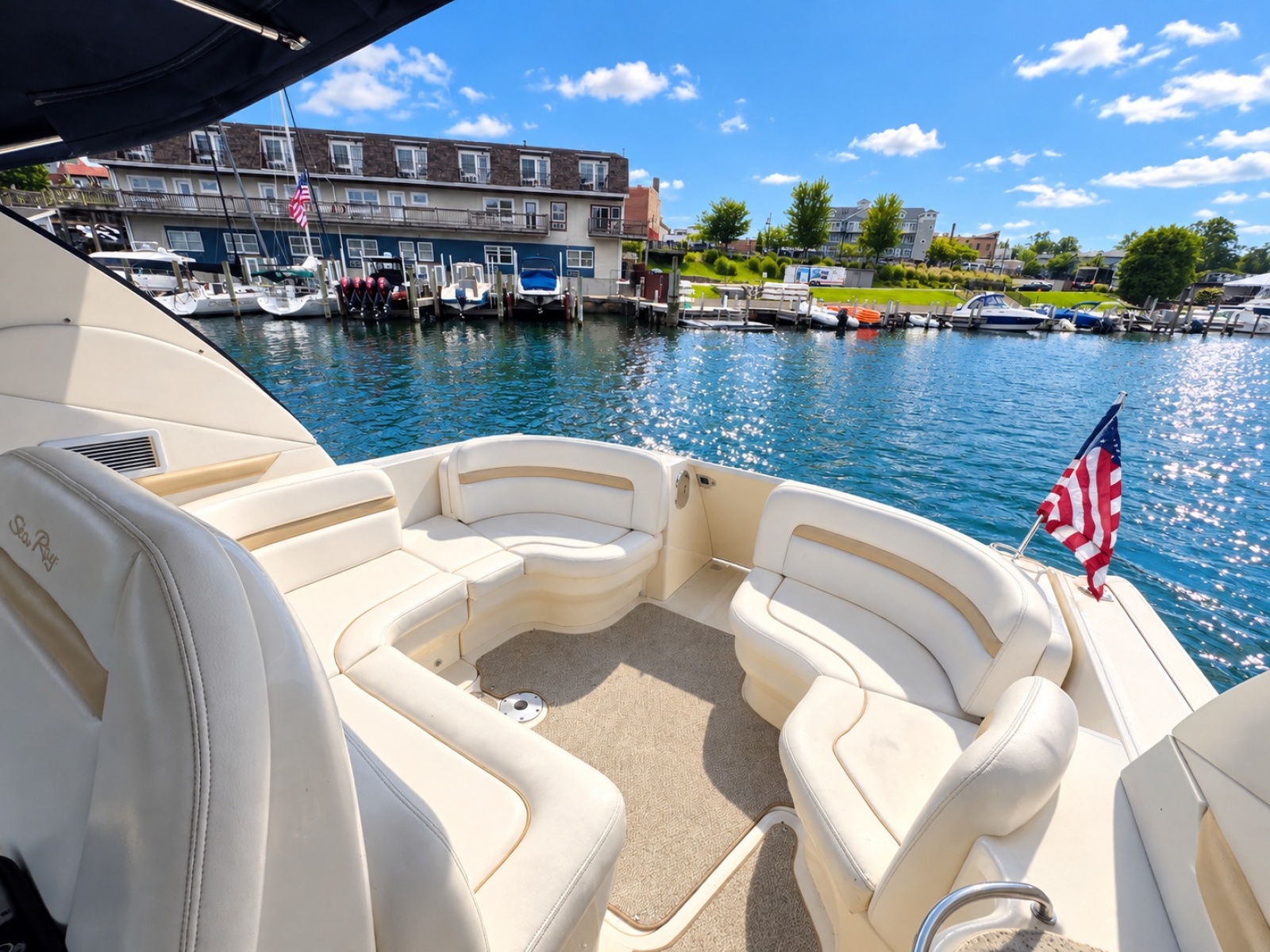 2010 Sea Ray 390 Sundancer — Happy Place