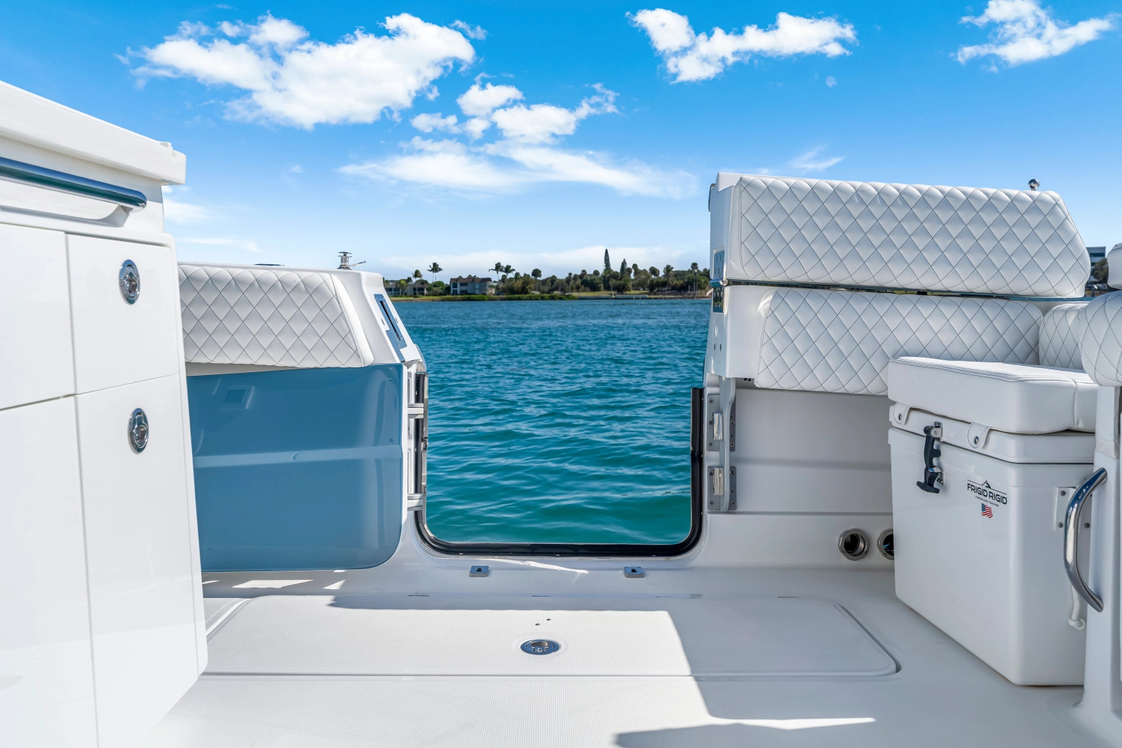 42ft HCB Yacht For Sale