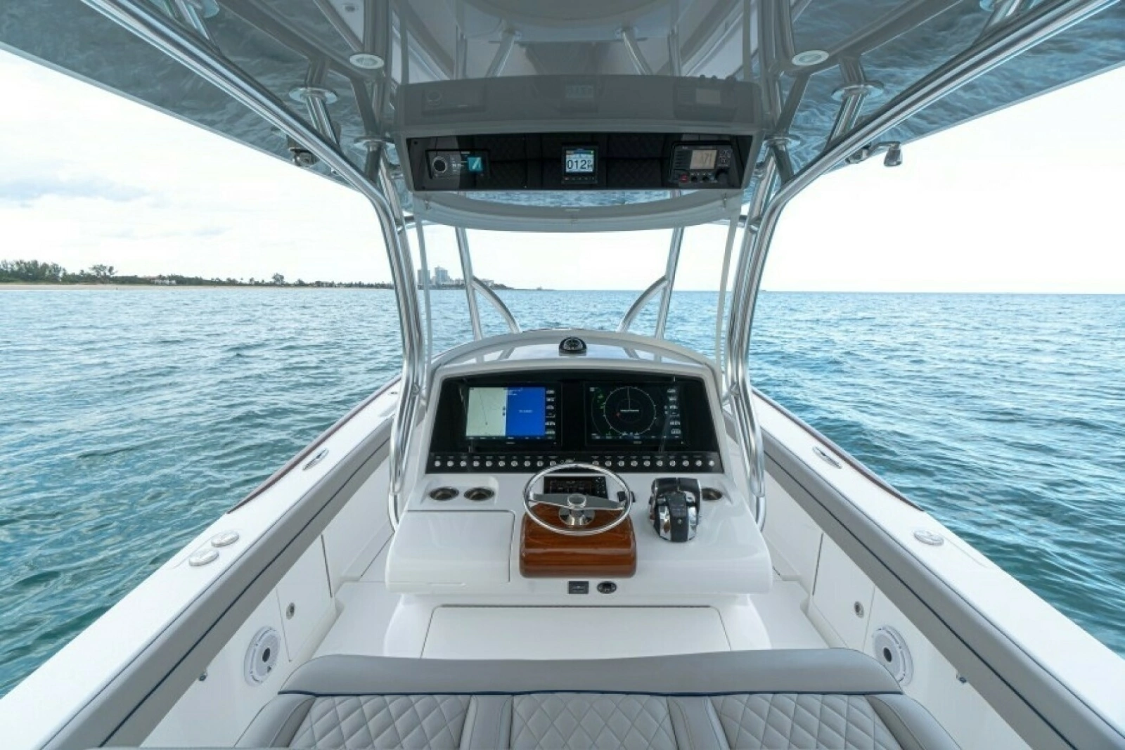 New V-33 Valhalla Boatworks Center Console