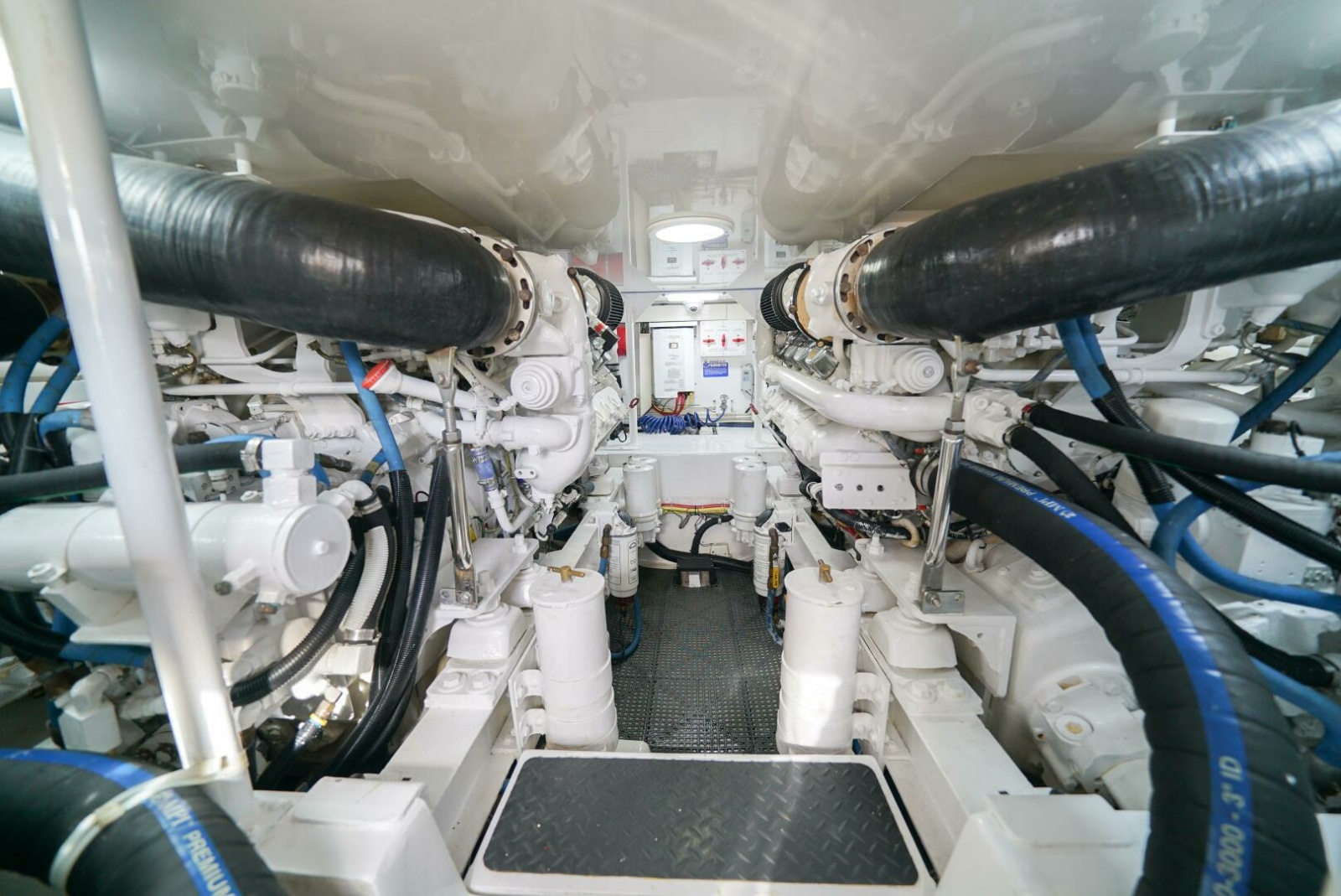 45' 2007 Viking 45 Convertible