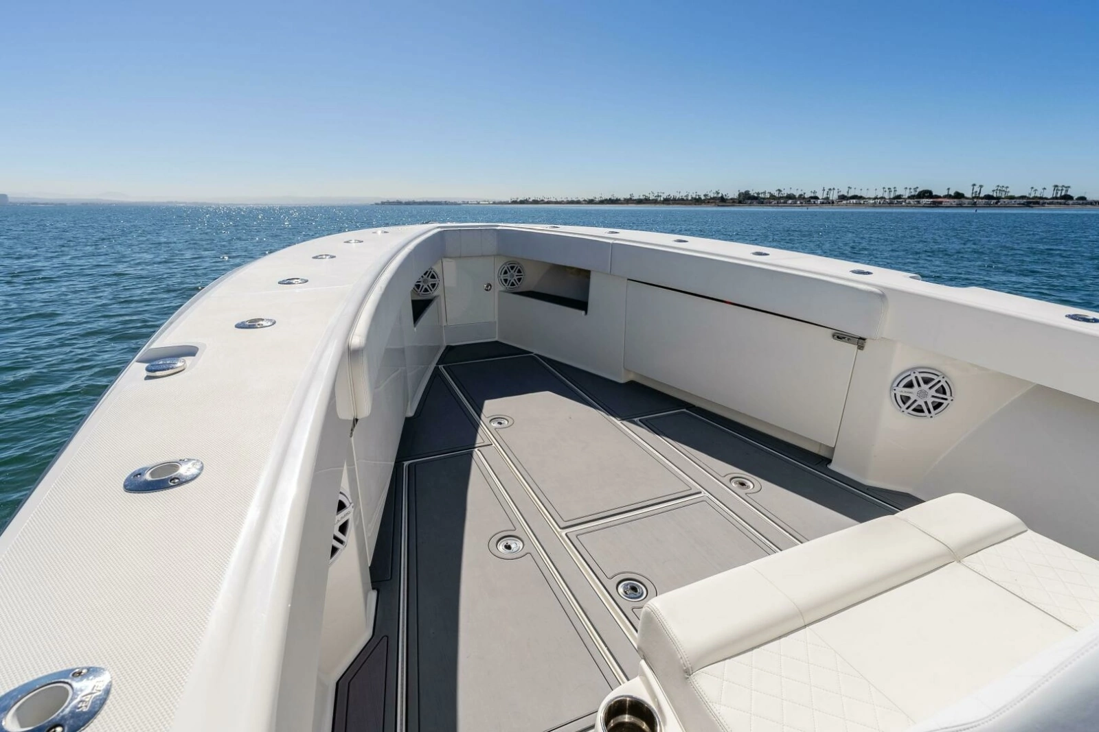  2018 SeaVee 370Z- SUSAN L