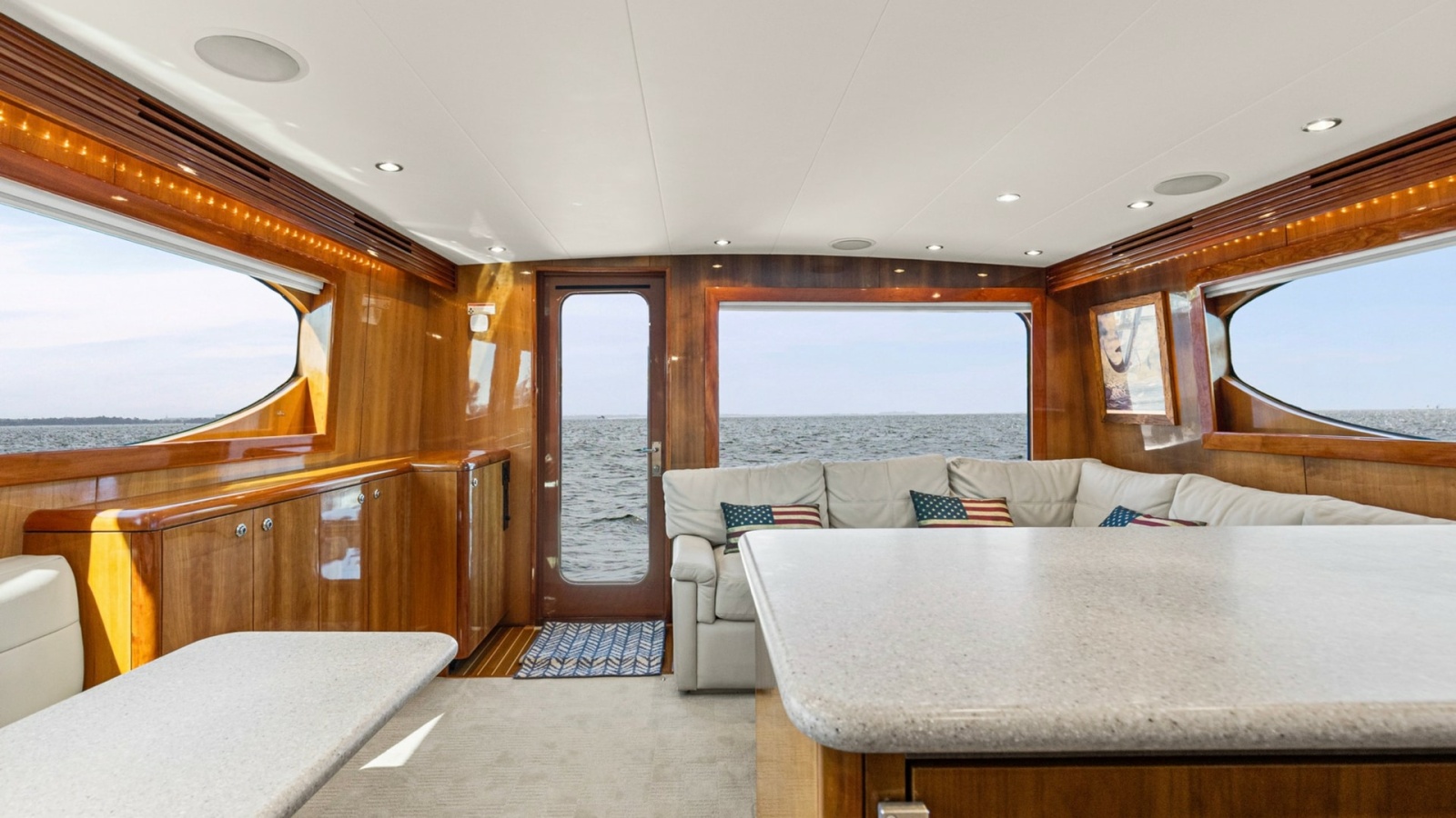 2008 54 Hatteras Convertible American Made Salon and Galley (1)