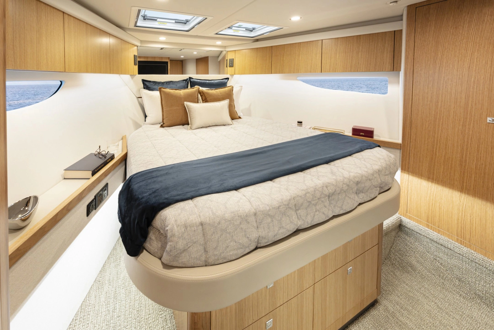58 Sports Motor Yacht 58ft Riviera Yacht For Sale
