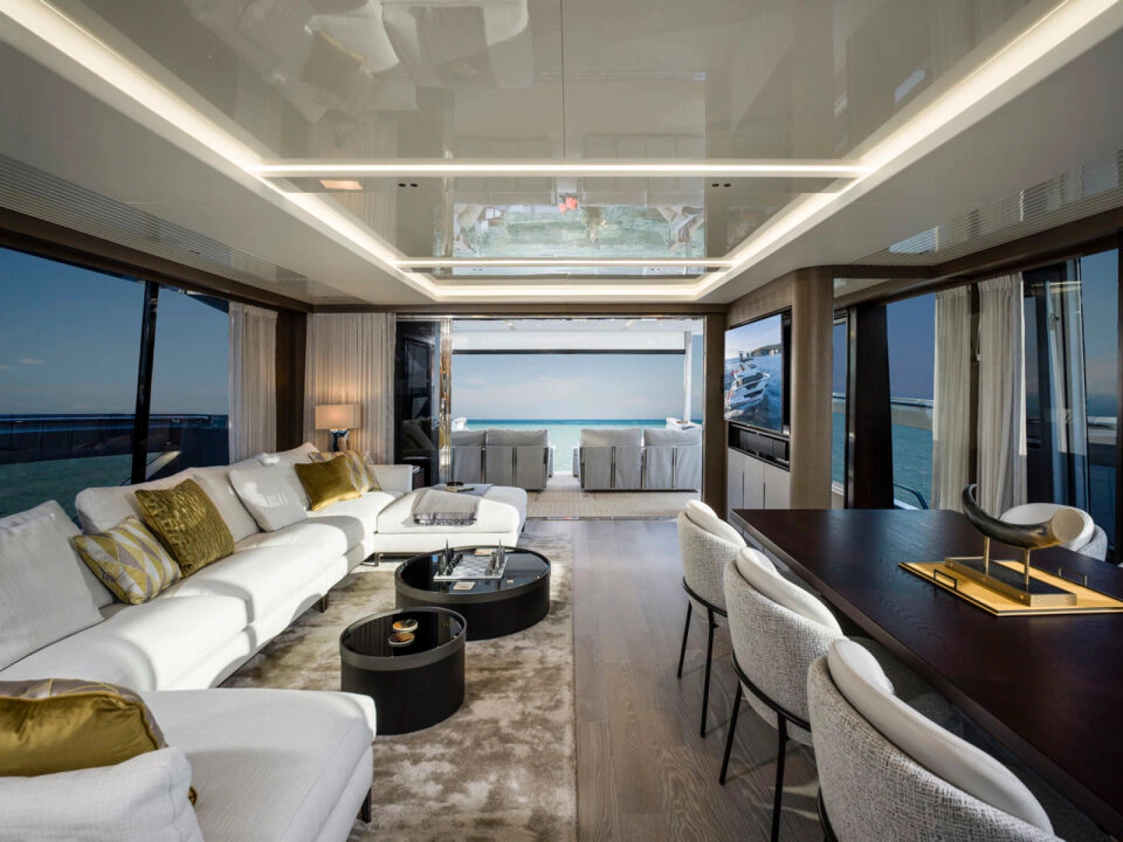 90 OCEAN 90ft Sunseeker Yacht For Sale