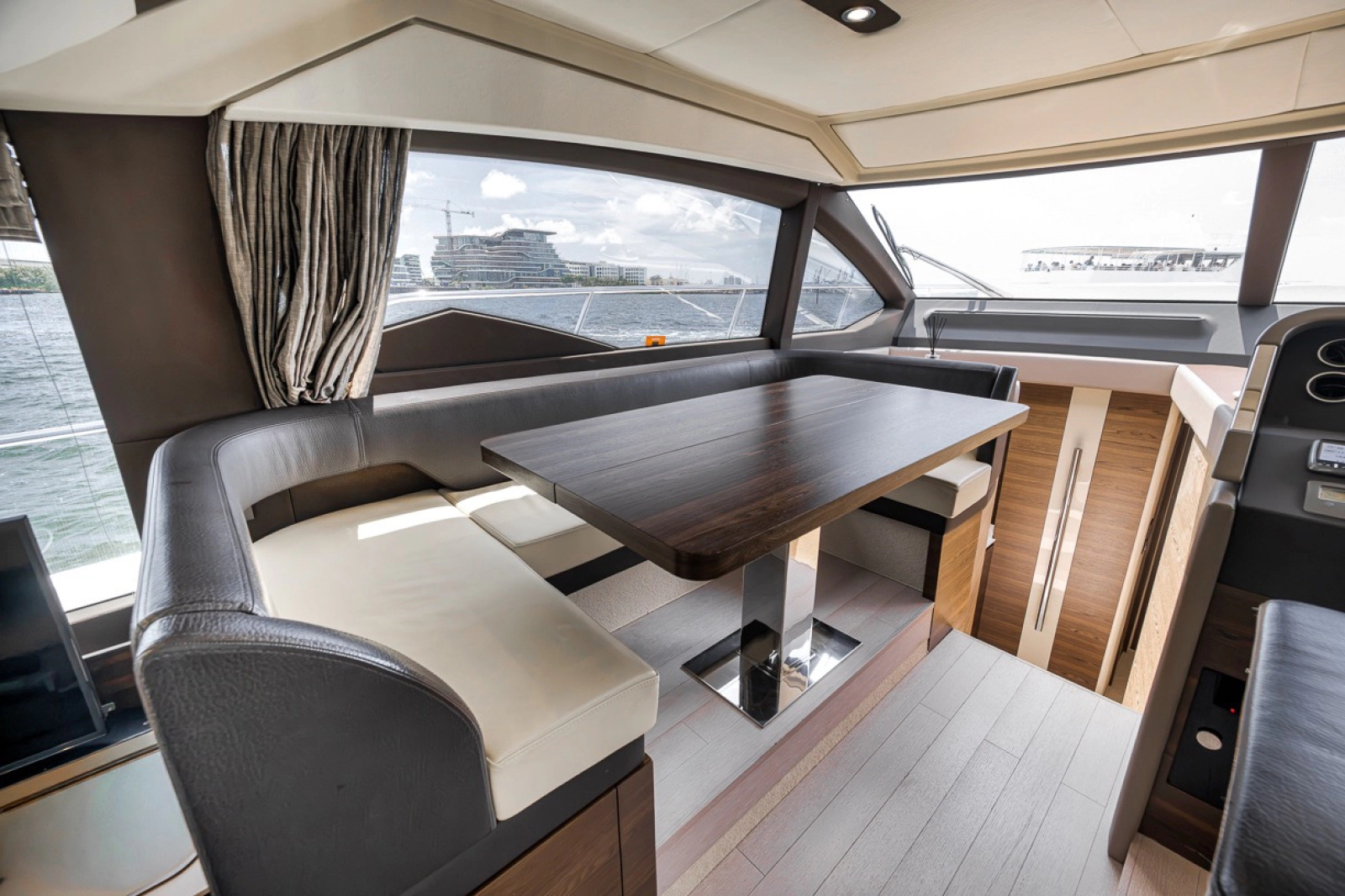 2016 Azimut 50 FLY