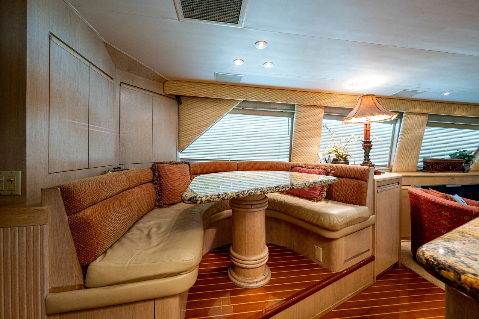 1997 Hatteras 65 Convertible