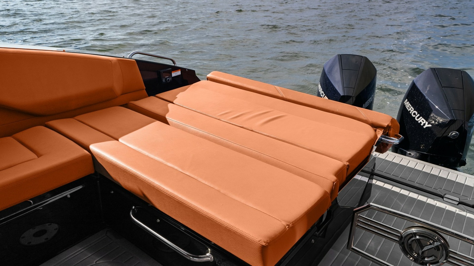 Convertible Sunpad and Swim Platform