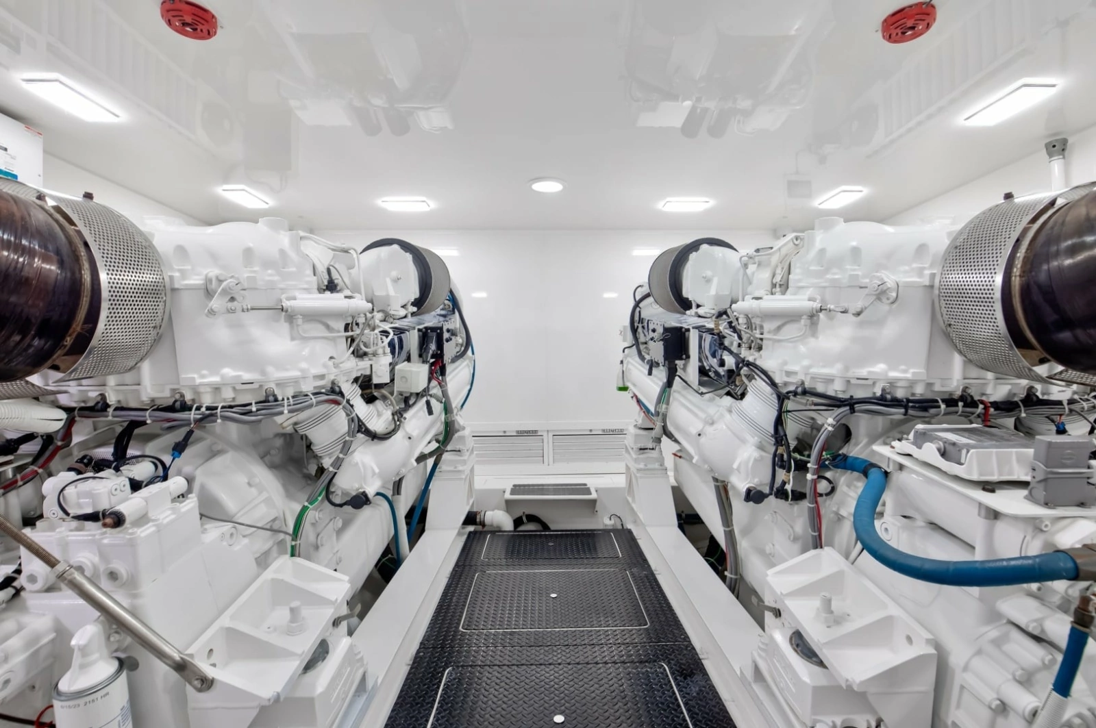 Viking 82 - Done Deal - Engine Room
