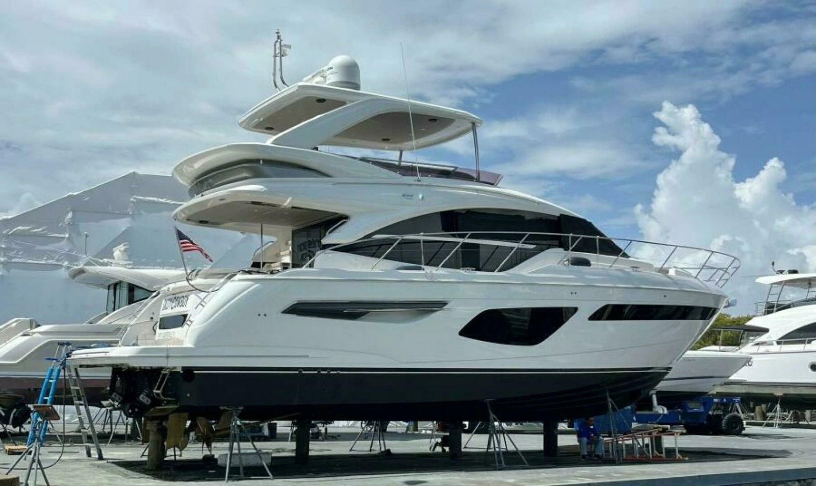 2022 F55 Flybridge SALTY COWBOY