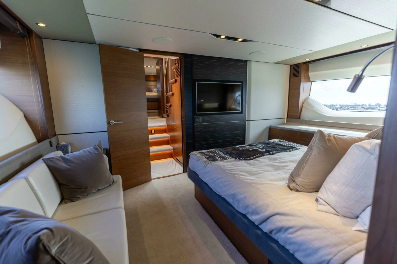 2019 Princess S65 photo 30