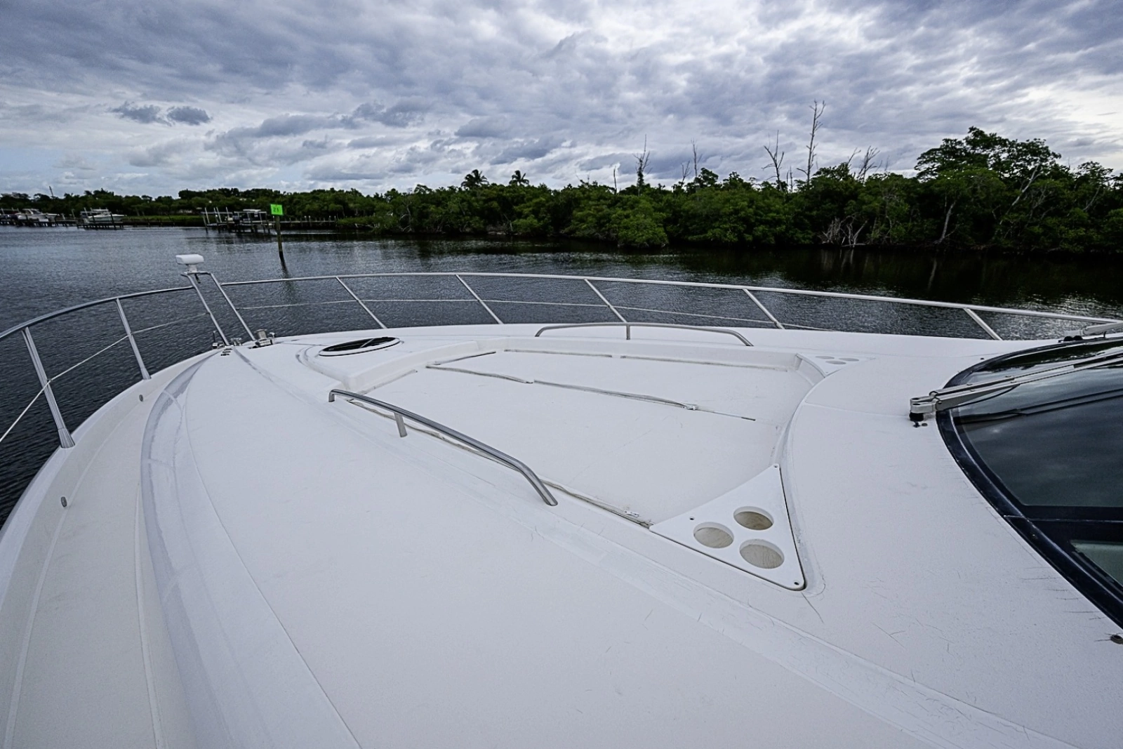 Sunseeker 62 EAGLE II - Exterior
