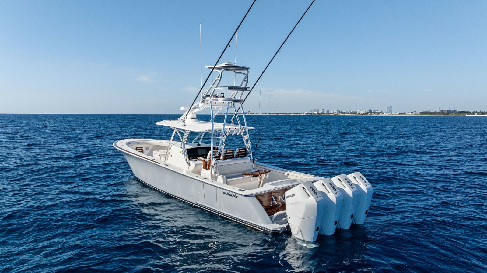 Aft Deck with Quad Outboards