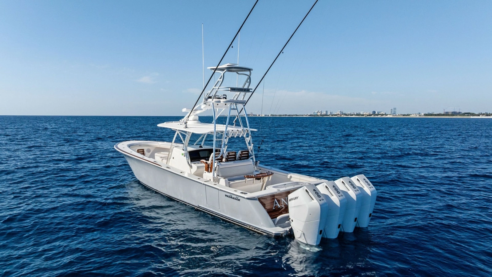 Aft Deck with Quad Outboards