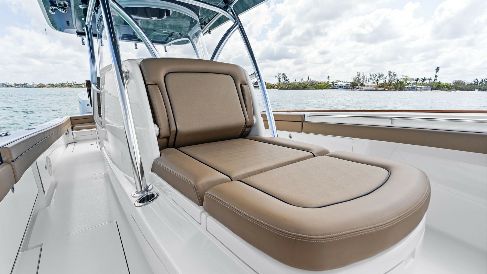Bow Lounge Seating Area